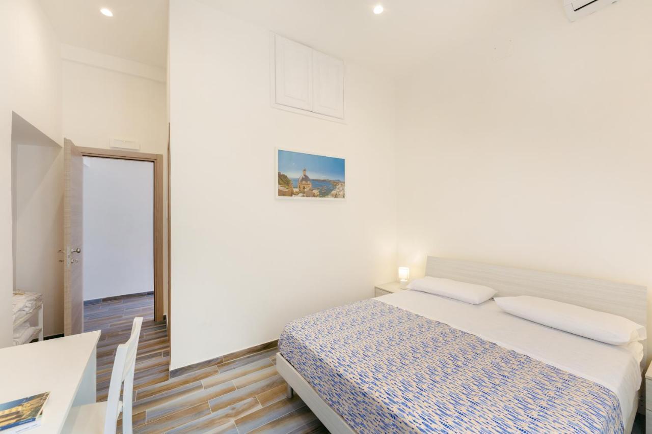 Hotel Lo Scuncino Procida Esterno foto