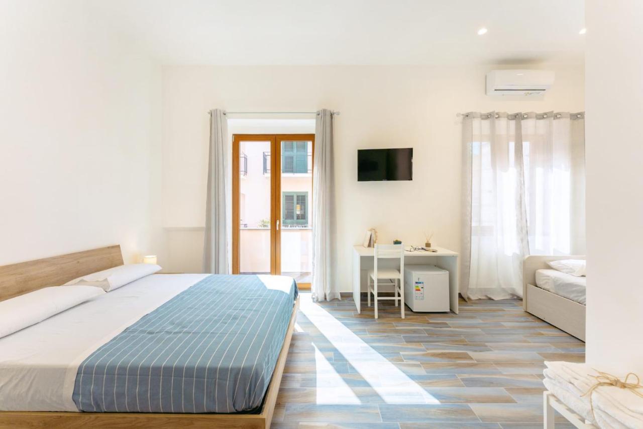 Hotel Lo Scuncino Procida Esterno foto