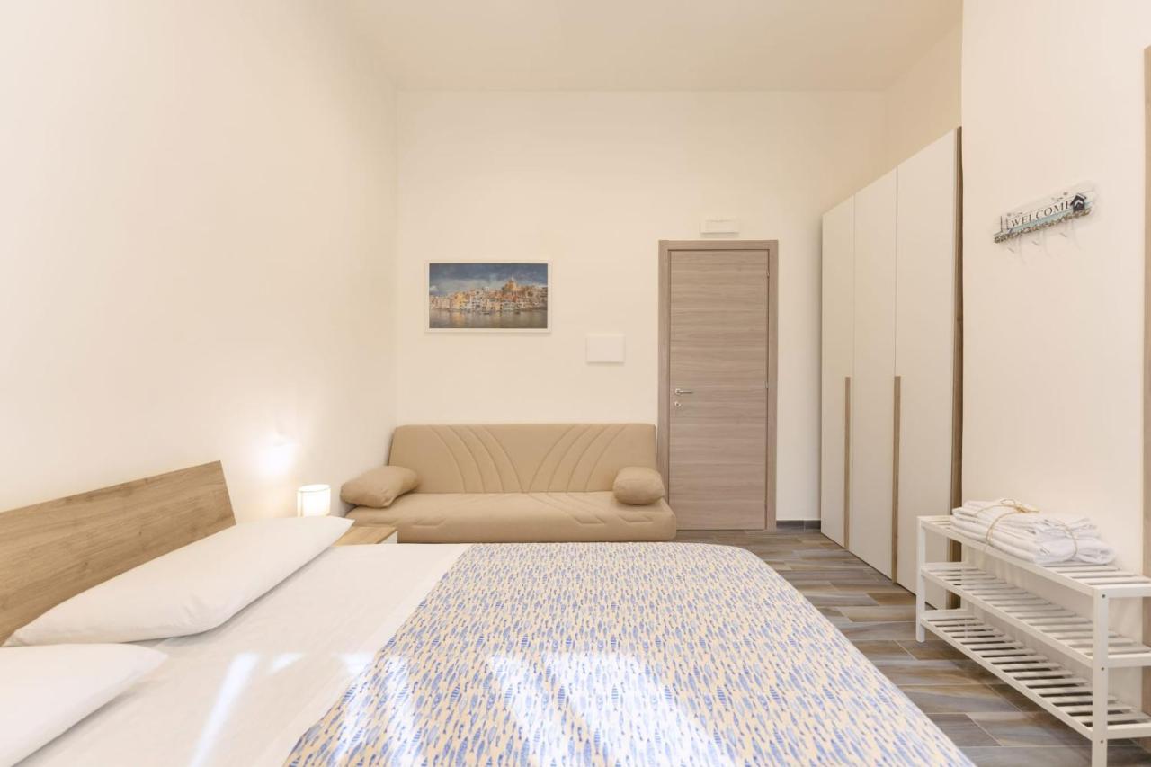Hotel Lo Scuncino Procida Esterno foto